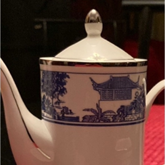 Tea Set of 3 pieces / Fine Bone - Picture 2 of 8